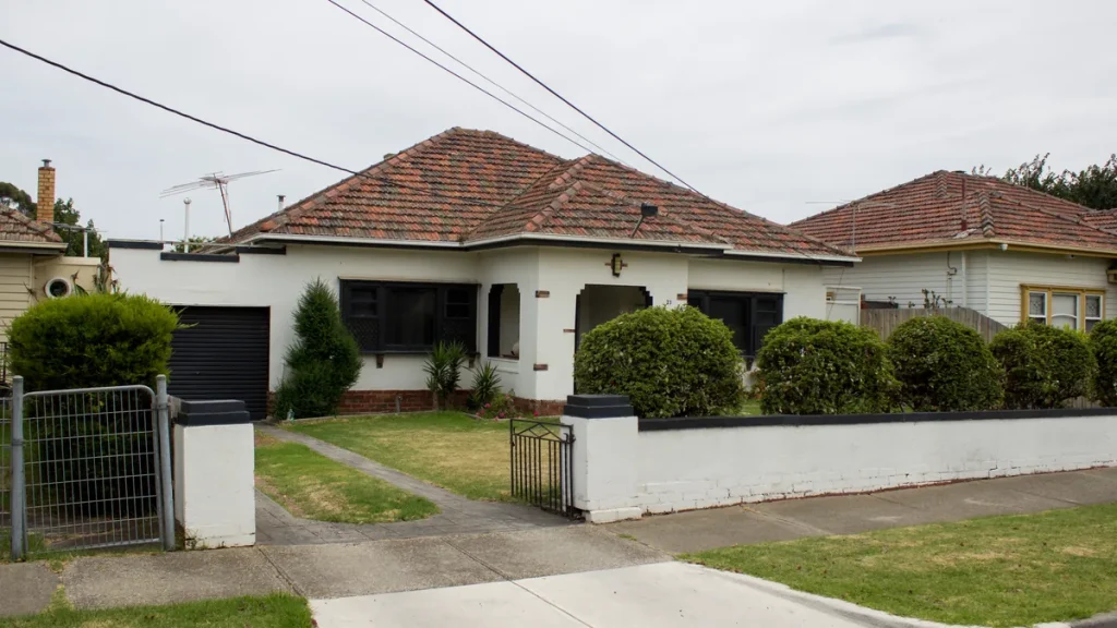 Illustrative photograph of an Australian suburban house and street in Melbourne